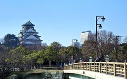hand shakers osaka castle