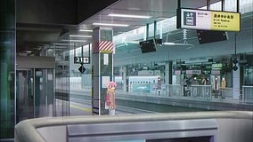 comic girls tokyo station shinkansen platform 21 platform